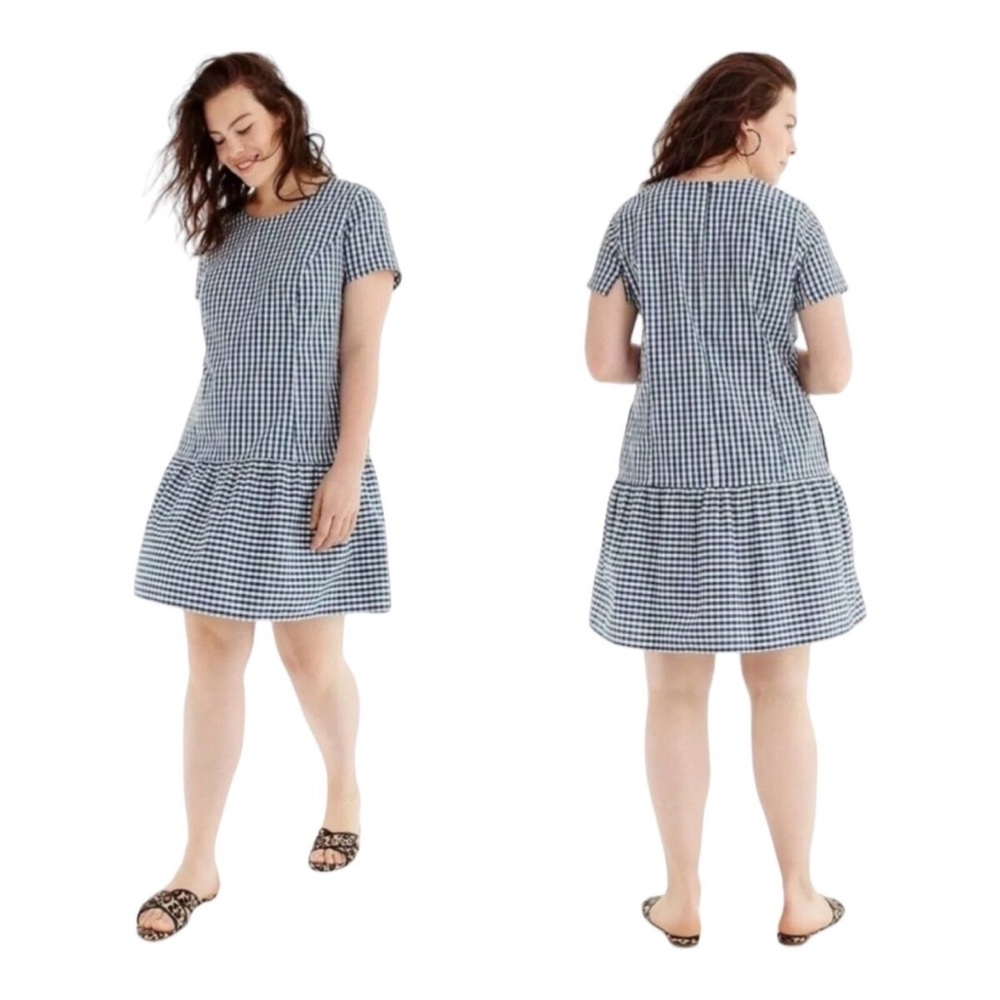 J. Crew x Universal Standard Gingham
Poplin Dress in Navy and White - L